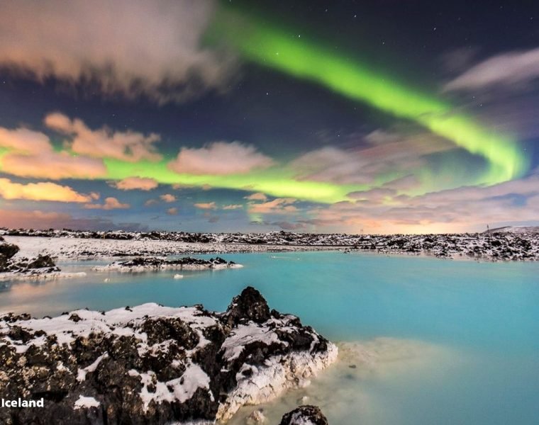 Golden Circle & Blue Lagoon Small Group Tour with Admission Ticket