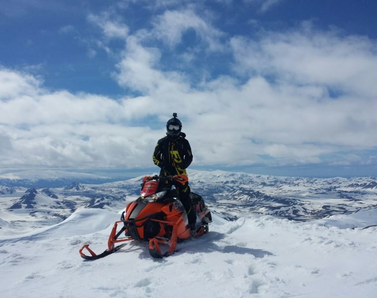 Landmannalaugar highland Snowmobiling tour