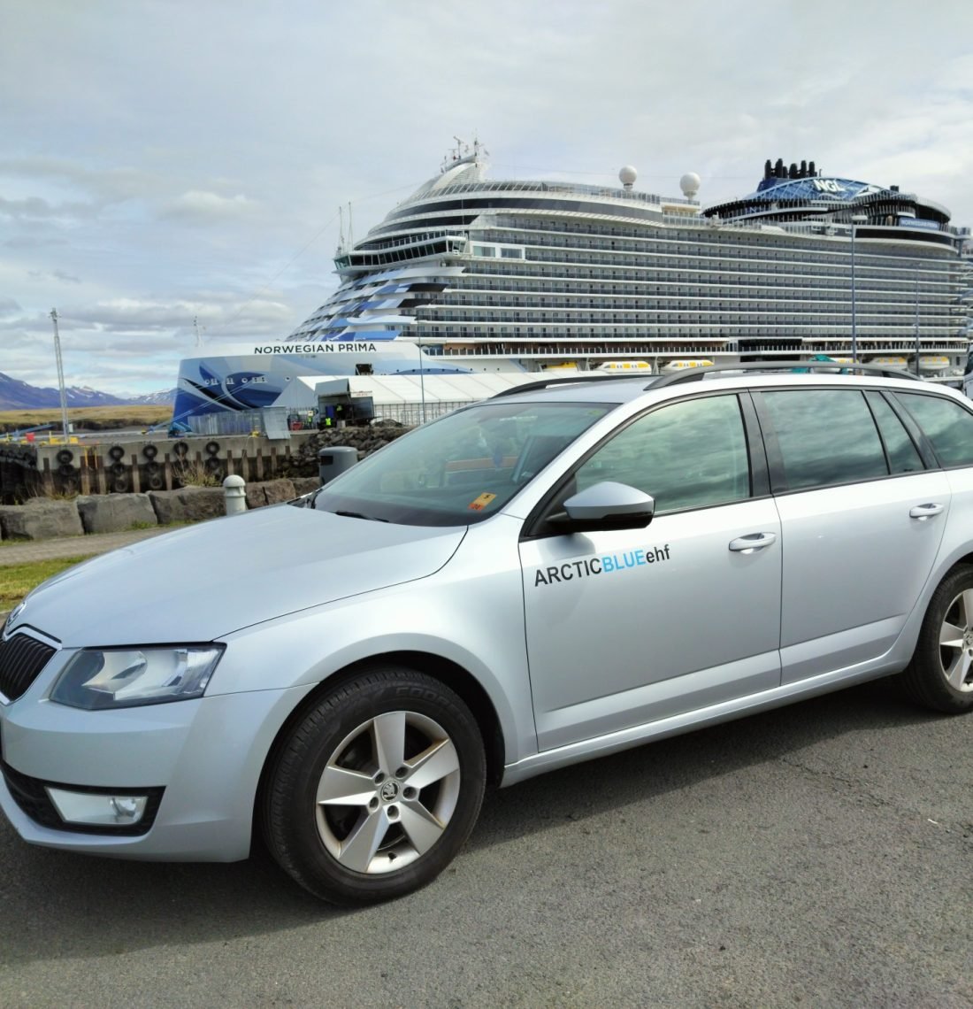 Private Transfer from Reykjavik to Keflavik Airport