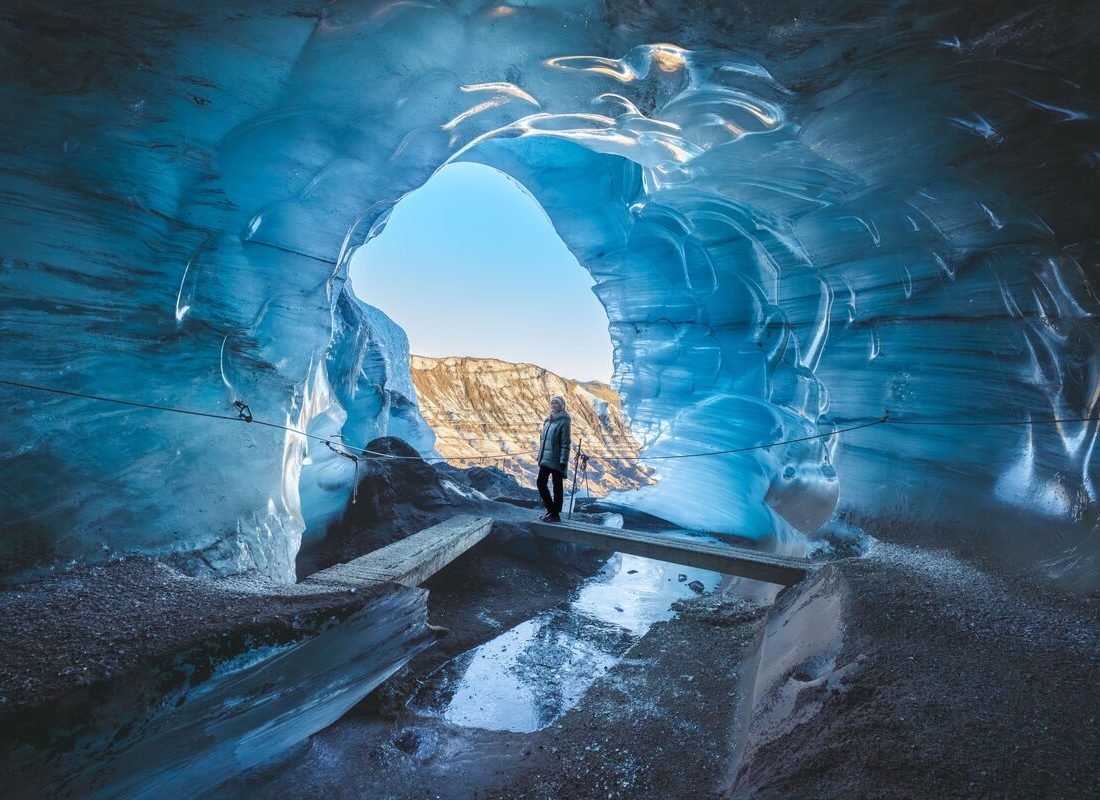 Chinese Tour: 3 Day – Golden Circle, South Coast, Jökulsárlón & Ice Cave
