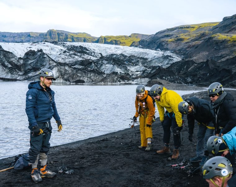 Glacier Hike & Horse Riding in South Iceland