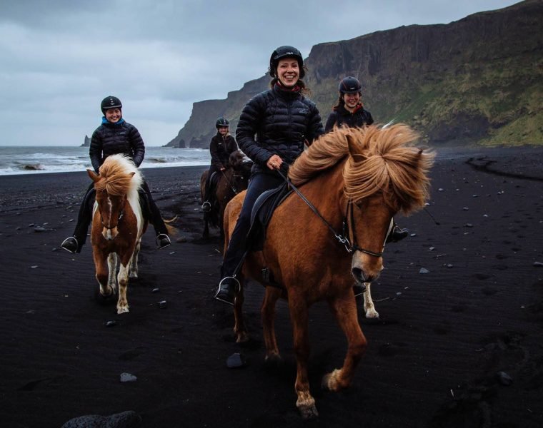 Black Beach Riding Tour