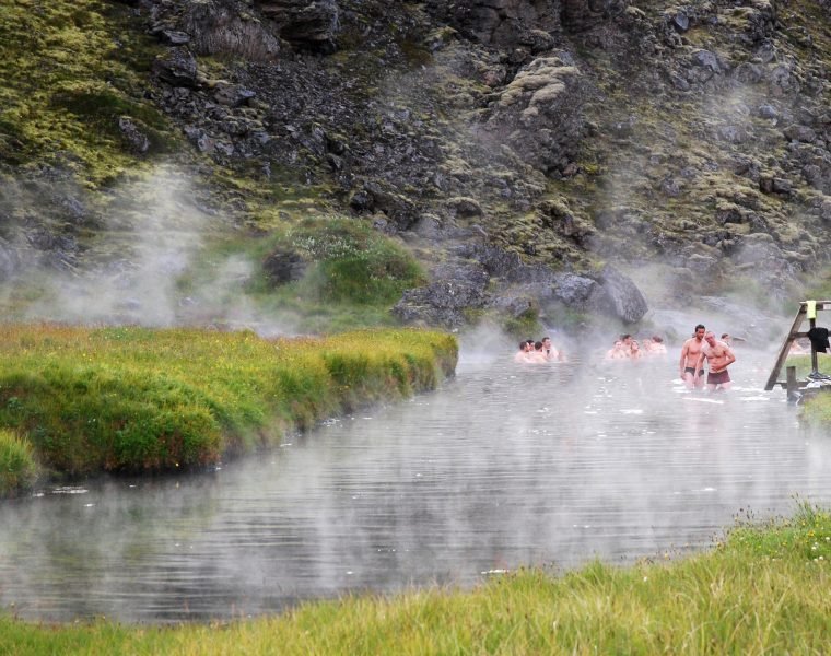 8 Day – Laugavegur trail, Golden Circle, south coast and glacier hike