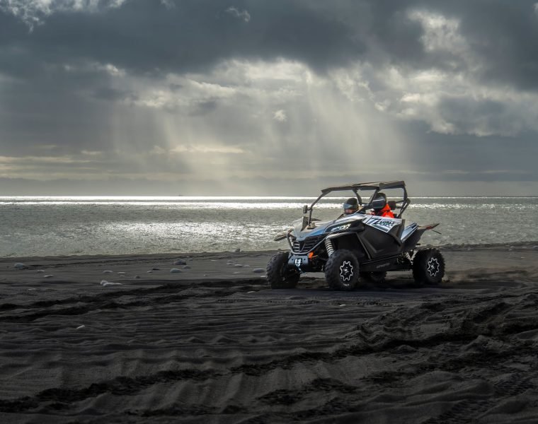 Glacier Lagoon Kayak and Buggy