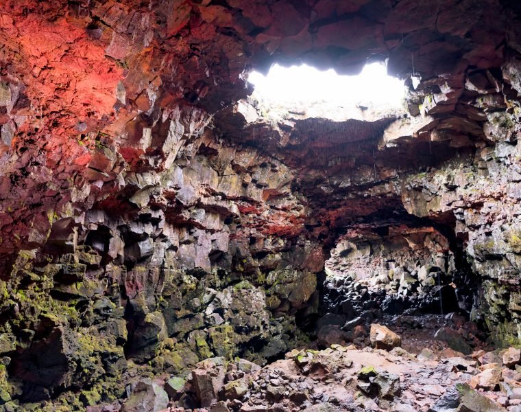 The Lava Tunnel – Meet on Location