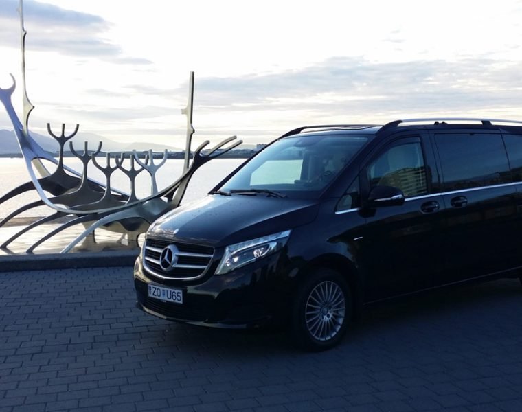 Transfer from Keflavik airport to Blue Lagoon Minivan