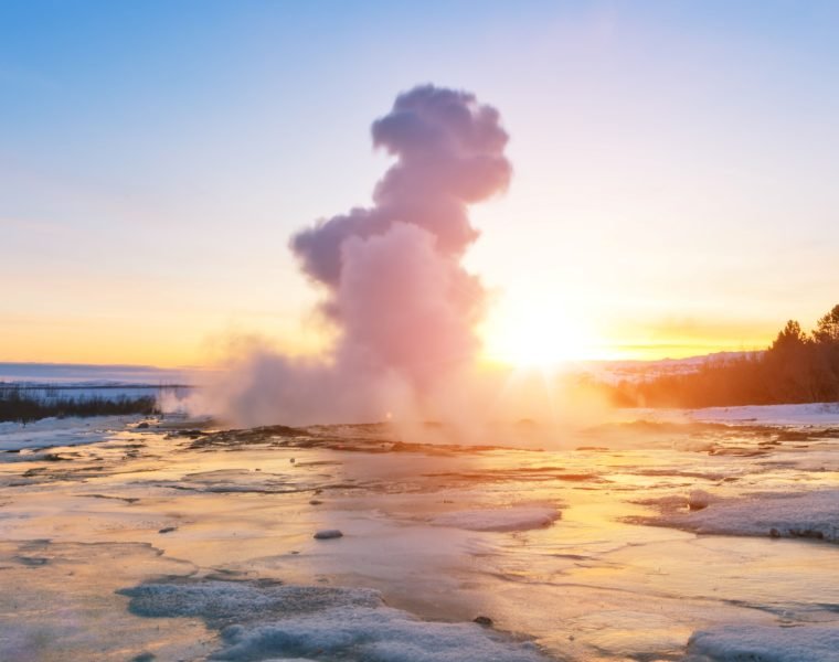 Golden Circle & Laugarvatn Fontana Small Group Day Tour