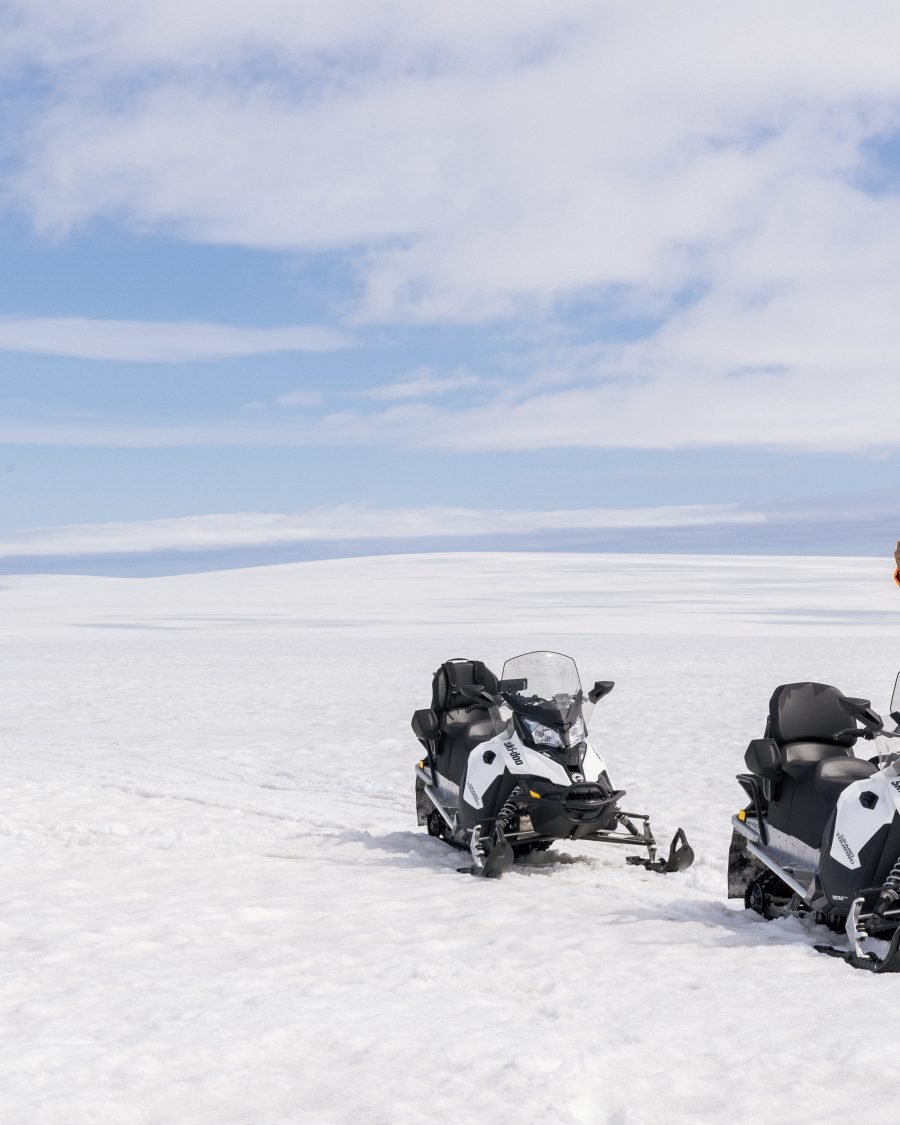 Into The Glacier – With Snowmobiling From Klaki Base Camp