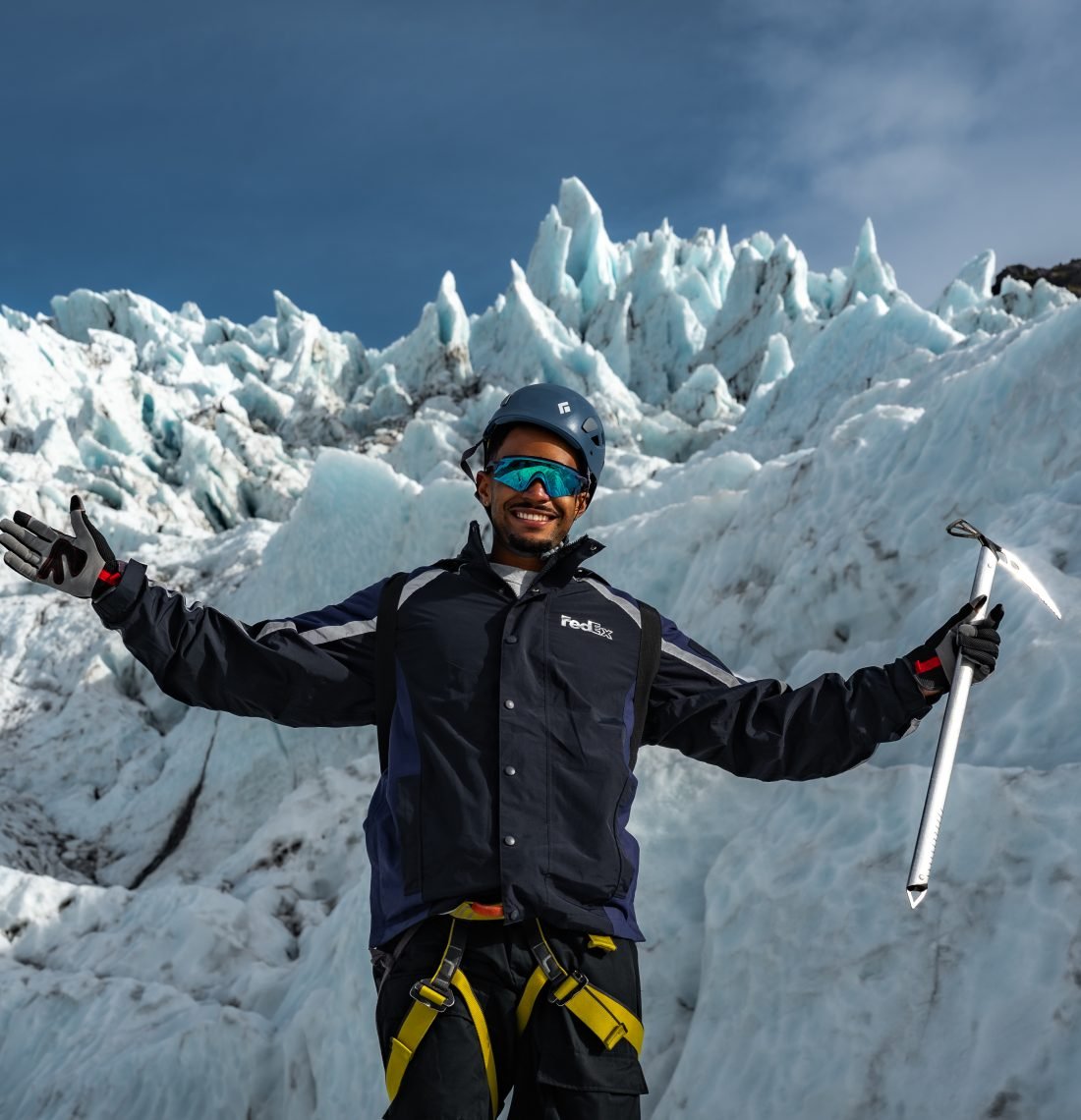 Glacier Explorer