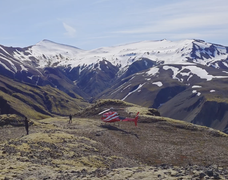 Glacier Edge Helicopter Tour from Skaftafell with Landing