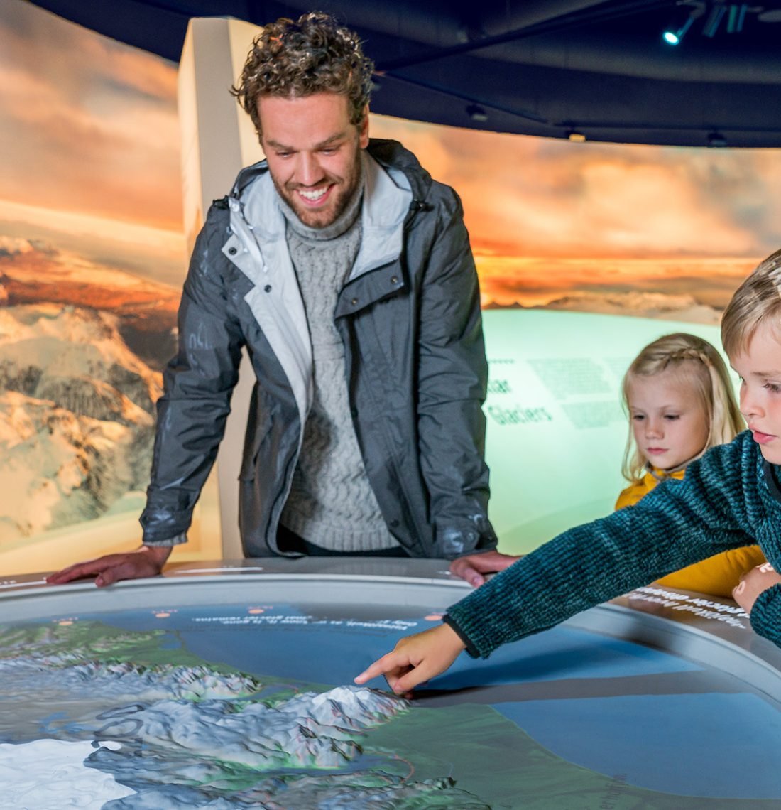 Perlan Ice Cave, Northern Lights Planetarium & Golden Circle Tour
