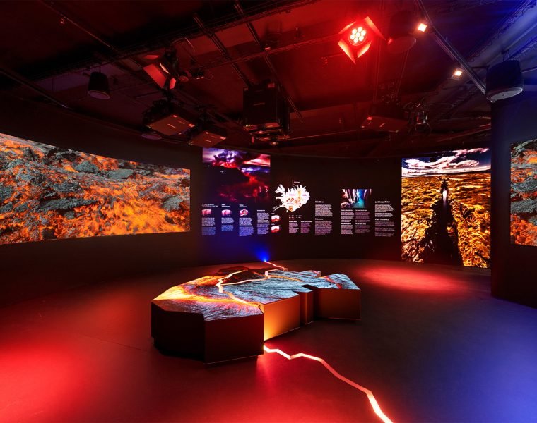 Perlan Ice Cave, Northern Lights Planetarium & Golden Circle Tour