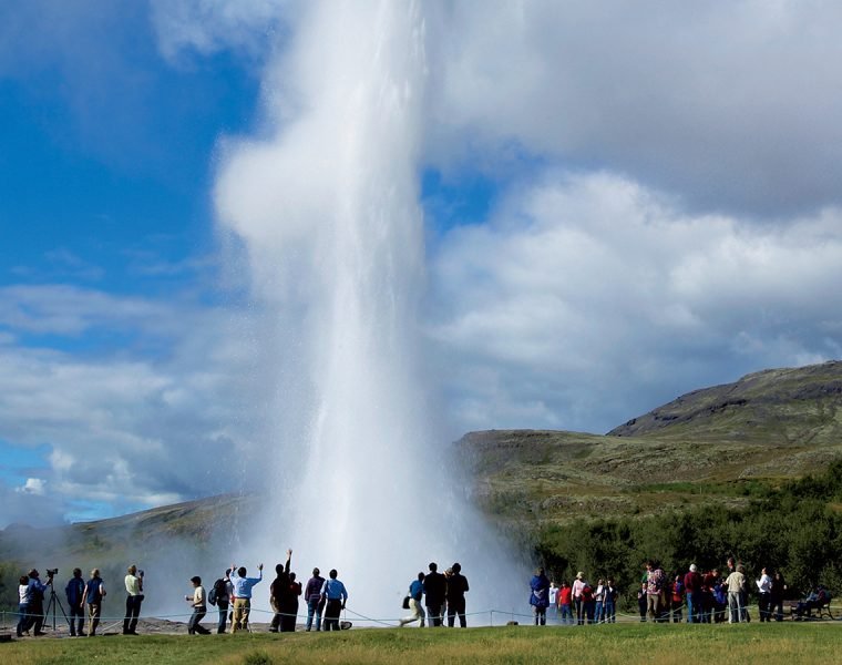 The Golden Circle & Friðheimar Greenhouse