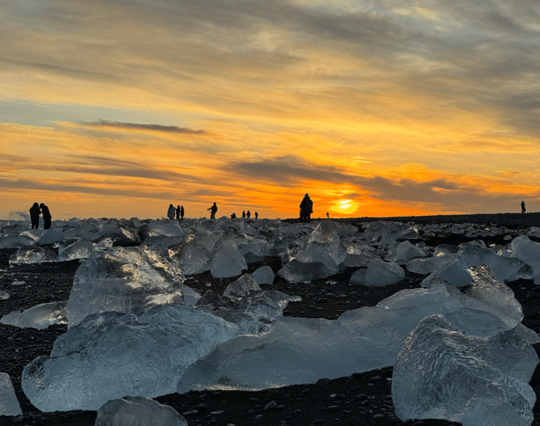 3-Day South Coast & Golden Circle Winter Tour with Crystal Blue Ice Cave